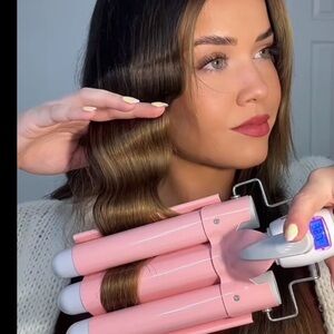 INSERT NAME HERE Insert Waves Here Hair Waver 25mm